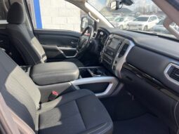 2019 Nissan Titan SV full
