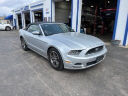 2013 Ford Mustang V6 full