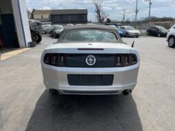 2013 Ford Mustang V6 full