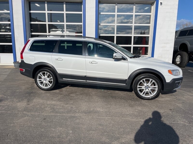 2016 Volvo XC70 T5 Premier photo 3