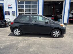 2012 Toyota Yaris 3-Door LE full
