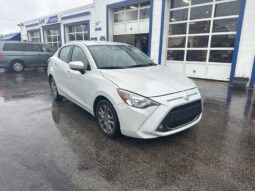 2019 Toyota Yaris LE full