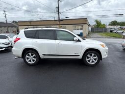 2011 Toyota RAV4 Limited full