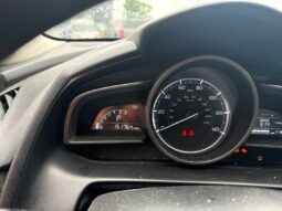 2019 Toyota Yaris LE full