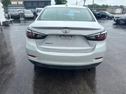 2019 Toyota Yaris LE full