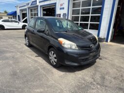 2012 Toyota Yaris 3-Door LE full