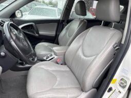 2011 Toyota RAV4 Limited full
