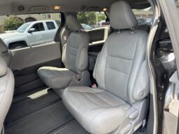 2018 Toyota Sienna XLE 7-Passenger full