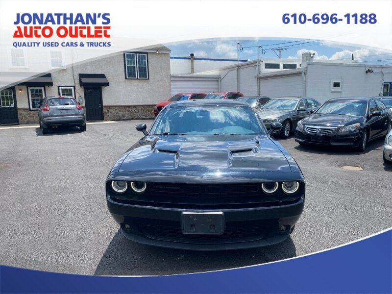 2018 Dodge Challenger GT photo 2