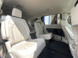 2017 Chrysler Pacifica Touring-L Plus full