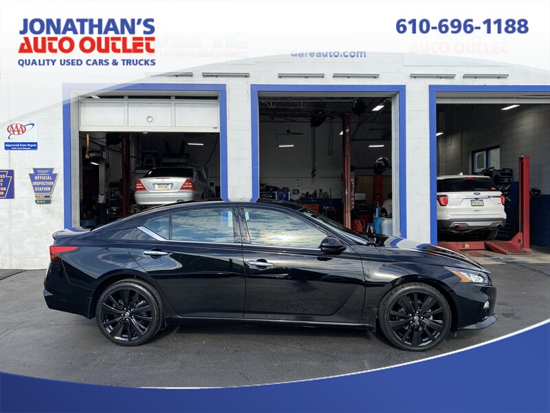 2019 Nissan Altima 2.5 Platinum photo 2