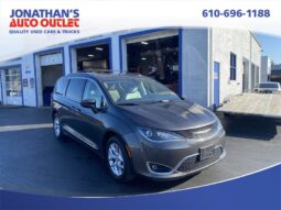 2017 Chrysler Pacifica Touring-L Plus full