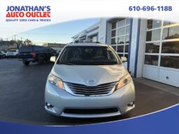 2015 Toyota Sienna XLE 8-Passenger full