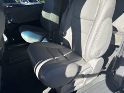 2015 Toyota Sienna XLE 8-Passenger full