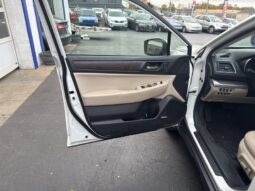 2015 Subaru Outback 2.5i Limited full