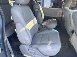 2015 Toyota Sienna XLE 8-Passenger full