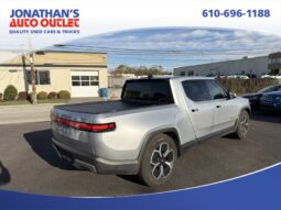 2022 Rivian R1T Adventure full