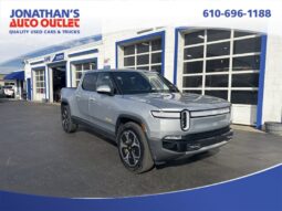 2022 Rivian R1T Adventure full