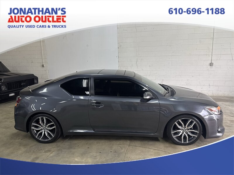 2014 Scion tC photo 3