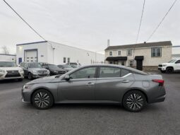 2023 Nissan Altima 2.5 SV full