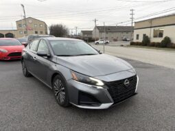 2023 Nissan Altima 2.5 SV full