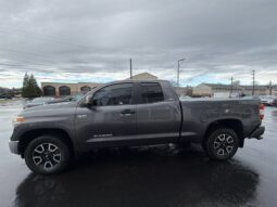 2017 Toyota Tundra SR5 full