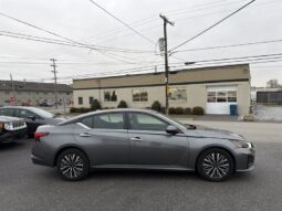 2023 Nissan Altima 2.5 SV full