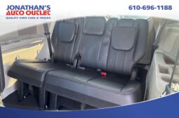 2015 Chrysler Town & Country Touring-L full