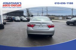 2015 Toyota Camry LE full