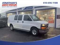 2021 GMC Savana Cargo RWD 2500 Regular Wheelbase Work Van full