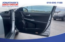 2015 Toyota Camry LE full