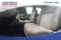 2015 Toyota Camry LE full