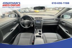 2015 Toyota Camry LE full