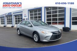 2015 Toyota Camry LE full