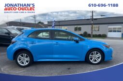 2022 Toyota Corolla Hatchback SE full
