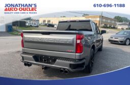 2020 Chevrolet Silverado 1500 4WD Crew Cab Short Bed RST full