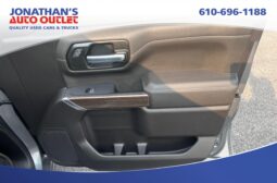 2020 Chevrolet Silverado 1500 4WD Crew Cab Short Bed RST full