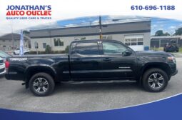 2017 Toyota Tacoma TRD Sport full