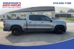 2020 Chevrolet Silverado 1500 4WD Crew Cab Short Bed RST full