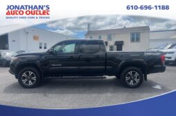 2017 Toyota Tacoma TRD Sport full