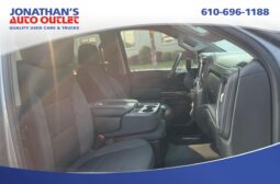 2020 Chevrolet Silverado 1500 4WD Crew Cab Short Bed RST full