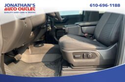 2020 Chevrolet Silverado 1500 4WD Crew Cab Short Bed RST full