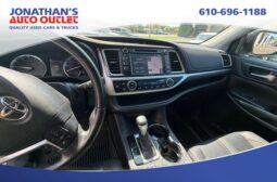 2019 Toyota Highlander SE full