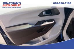 2019 Chrysler Pacifica Touring L Plus full