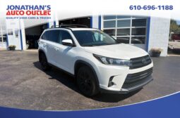 2019 Toyota Highlander SE full