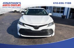 2019 Toyota Camry LE full