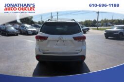 2019 Toyota Highlander SE full
