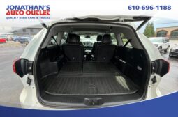 2019 Toyota Highlander SE full