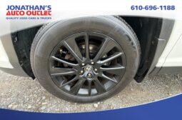 2019 Toyota Highlander SE full