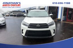 2019 Toyota Highlander SE full